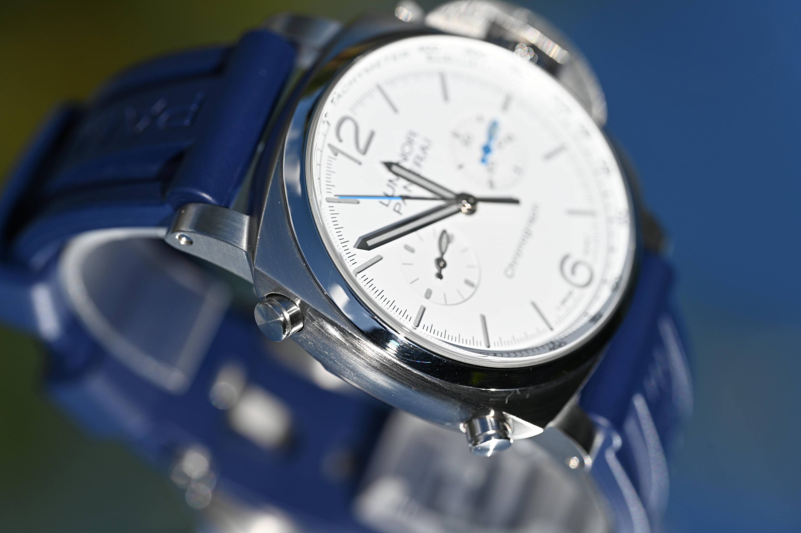 Panerai Luminor Chrono PAM01218 44mm White Dial Blue Rubber Strap Full Set 2024 - Image 2