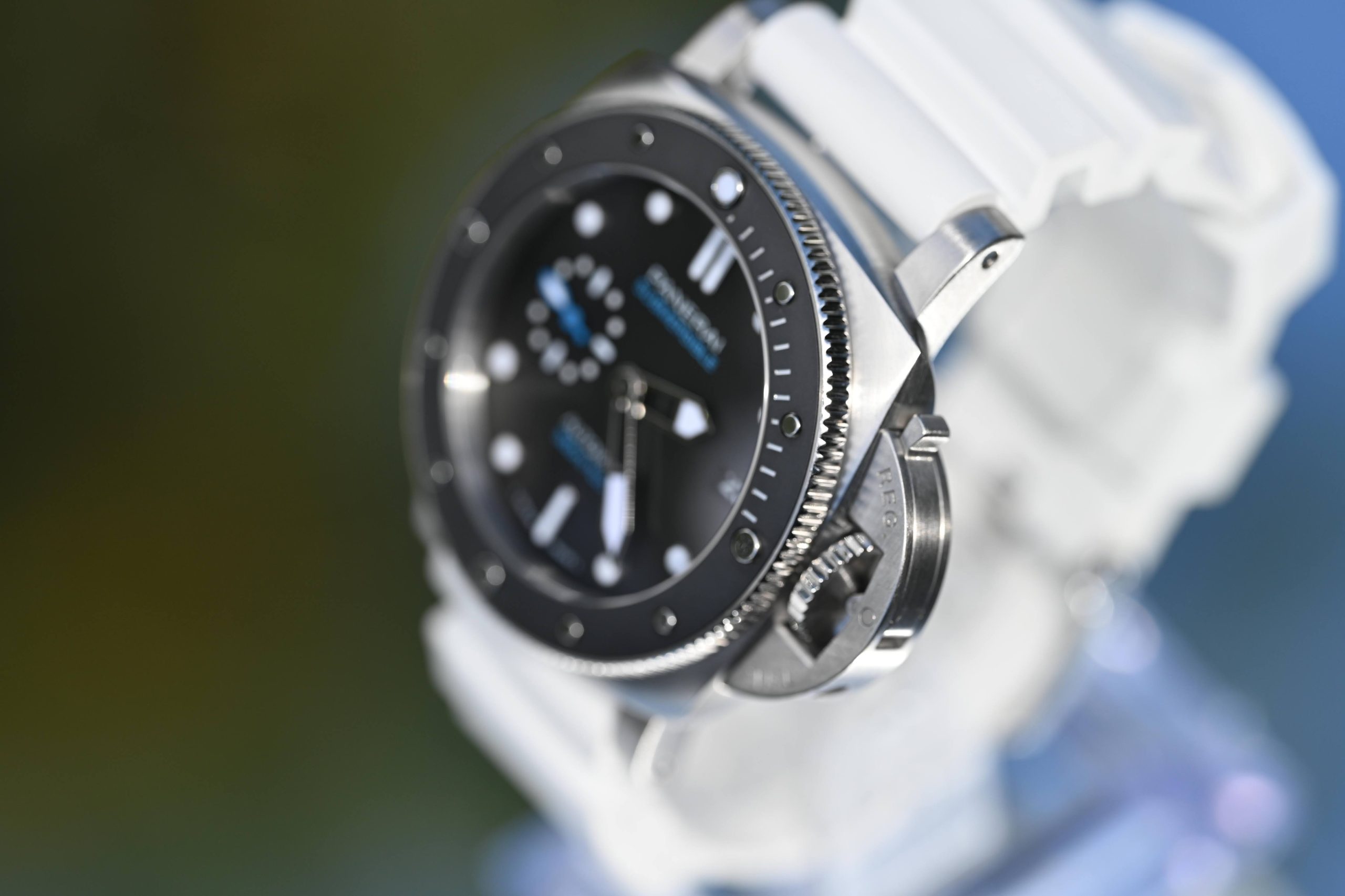 Panerai Submersible PAM00683 42mm Black Dial White Rubber Strap Full Set 2019 - Image 2