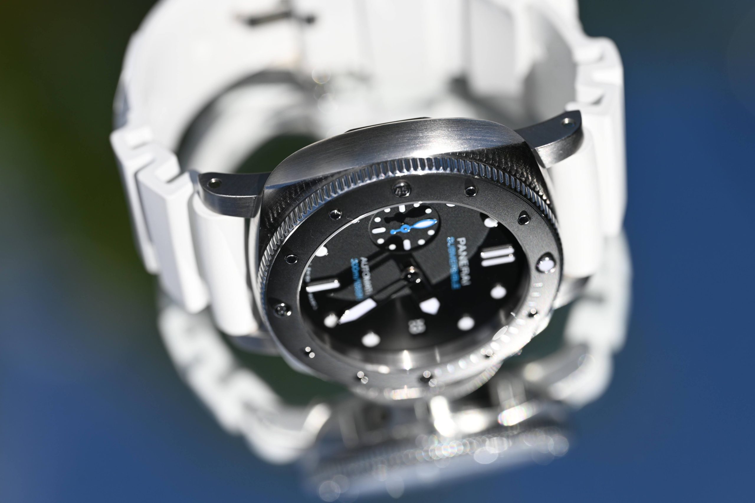 Panerai Submersible PAM00683 42mm Black Dial White Rubber Strap Full Set 2019 - Image 4